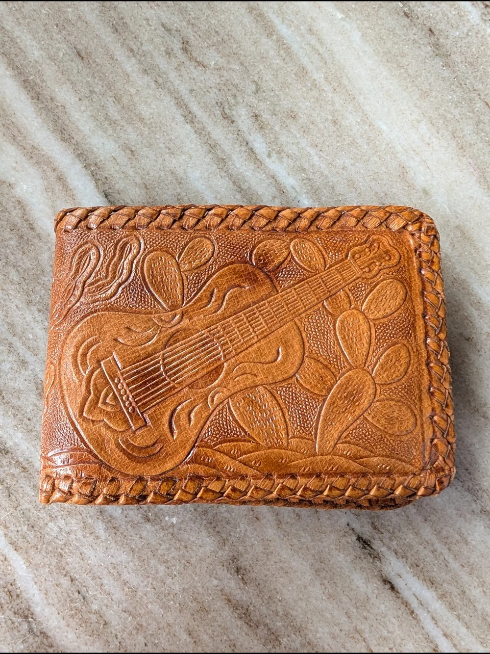 Handcrafted Vintage Mexico Leather Bi-Fold Wallet - Tan